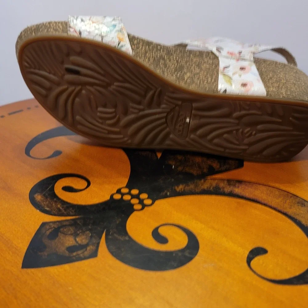 Abeo BIOsystem Una Floral Snakeskin Leather Wedge Sandals Neutral Support Size 8